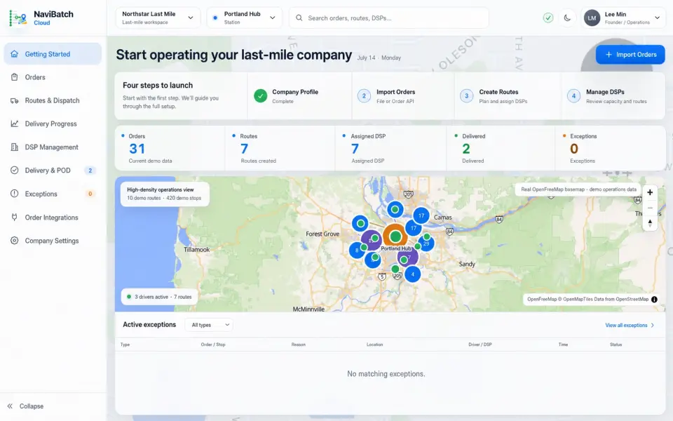 NaviBatch Enterprise pilot interface with a real OpenFreeMap basemap and demo operations data